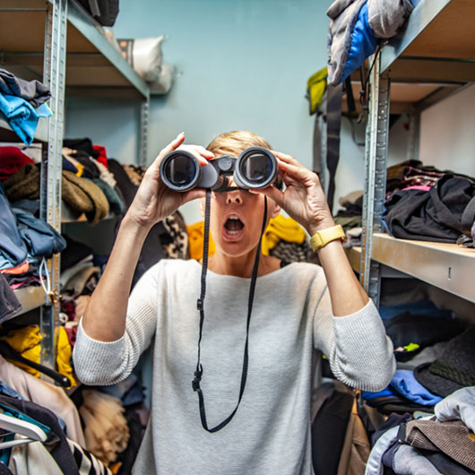 Can’t find anything in your wardrobe? It’s time to unclutter.